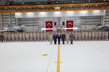 Millî Savunma Bakanı Yaşar Güler, Katar’da Görev Yapan Mehmetçiklere Hitap Etti