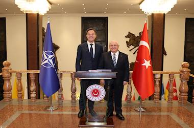 Millî Savunma Bakanı Yaşar Güler, NATO Genel Sekreteri Mark Rutte ile Bir Araya Geldi