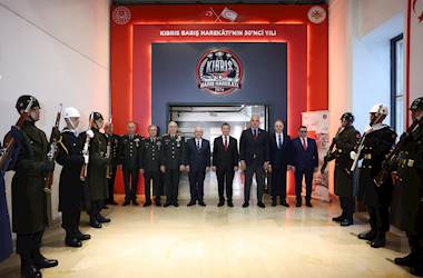 Millî Savunma Bakanı Yaşar Güler Kıbrıs Barış Harekâtı’nın 50’nci Yılı Dolayısıyla Harbiye Askerî Müzesinde Hazırlanan Serginin Açılış Törenine Katıldı