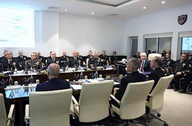 Millî Savunma Bakanı Yaşar Güler, Deniz Kuvvetleri Komutanlığı Yıllık Komutanlar Toplantısı'na Katıldı