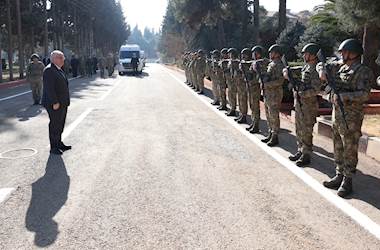 Millî Savunma Bakanı Yaşar Güler, İslahiye’deki 2’nci Zırhlı Tugay Komutanlığında İnceleme ve Denetlemelerde Bulundu