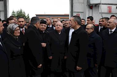  Millî Savunma Bakanı Yaşar Güler, Balıkesir’deki Patlamanın Meydana Geldiği Fabrikada İncelemelerde Bulundu