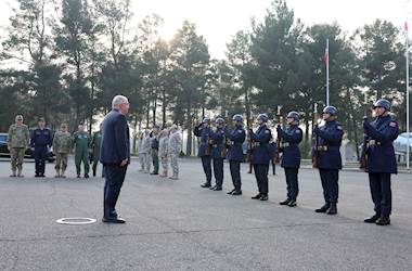Millî Savunma Bakanı Yaşar Güler, Batman’da 14’üncü İnsansız Uçak Sistemleri Üs Komutanlığında İnceleme ve Denetlemelerde Bulundu