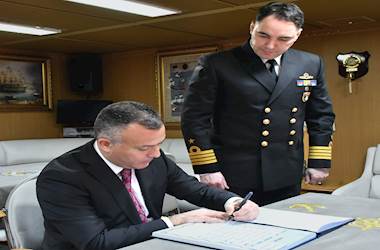 TCG KEMALREİS Conducts a Port Visit to Thessaloniki