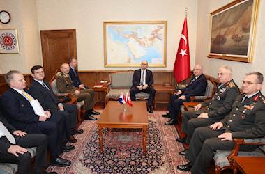 Millî Savunma Bakanı Yaşar Güler, Hırvatistan Başbakan Yardımcısı ve Savunma Bakanı Ivan Anusiç ile Bir Araya Geldi