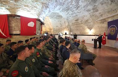 Cumhurbaşkanımız Sn. Recep Tayyip Erdoğan, Amfibi Kolordu Komutanlığımızda Görev Yapan Bahriyelilerin Bayramını Kutladı