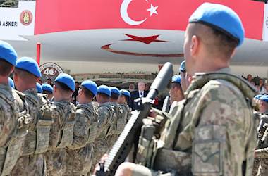 Millî Savunma Bakanı Yaşar Güler, Uzman Erbaş Komando Temel Kursu Mezuniyet ve Bröve Takma Töreni’ne Katıldı