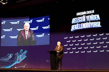 Millî Savunma Bakanı Yaşar Güler, Beraberinde Bakan Yardımcısı Şuay Alpay ile Türk Havacılık Uzay Sanayii Yönetim Zirvesi’ne Katıldı