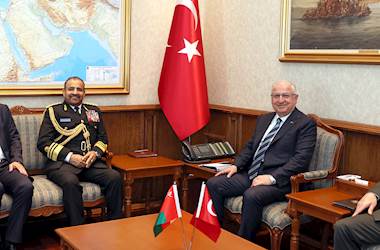 Millî Savunma Bakanı Yaşar Güler, Umman Genelkurmay Başkanı Koramiral Abdullah Bin Khamis Bin Abdullah Al-Raisi’yi Kabul Etti