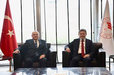Millî Savunma Bakanı Yaşar Güler, Tarım ve Orman Bakanı İbrahim Yumaklı ile Bir Araya Geldi