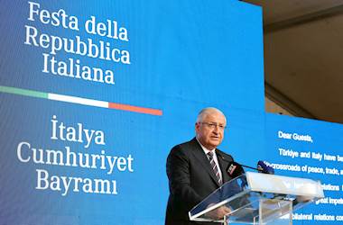 Millî Savunma Bakanı Yaşar Güler ve Beraberindeki TSK Komuta Kademesi, İtalya Millî Günü Dolayısıyla Düzenlenen Resepsiyona Katıldı