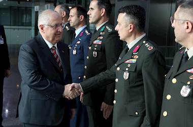NATO Savunma Bakanları Toplantısı İçin Brüksel’e Giden Millî Savunma Bakanı Yaşar Güler, NATO Daimî Temsilciliğimizi Ziyaret Etti