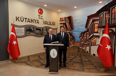 Millî Savunma Bakanı Yaşar Güler, Beraberindeki TSK Komuta Kademesi ile Kütahya Valiliğini Ziyaret Etti