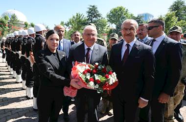 Millî Savunma Bakanı Yaşar Güler, 2’nci Ordu Komutanlığında İnceleme ve Denetlemelerde Bulunmak Üzere Malatya’ya Gitti