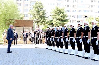 Millî Savunma Bakanı Yaşar Güler, Elazığ Valiliğini ve Elazığ Belediyesini Ziyaret Etti