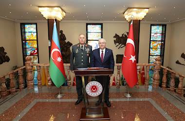 Millî Savunma Bakanı Yaşar Güler, Azerbaycan Genelkurmay Başkanı General Polkovnik Kerim Veliyev’i Kabul Etti