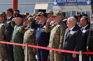 Millî Savunma Bakanı Yaşar Güler, Şehit Düşen Kahraman Silah Arkadaşlarımızın Naaşlarını, Hakkâri Yüksekova’daki Törenle Memleketlerine Uğurladı