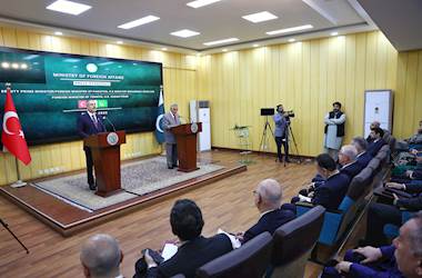 Millî Savunma Bakanı Yaşar Güler ve Dışişleri Bakanı Hakan Fidan, Pakistan Dışişleri Bakanı İle Toplantı Yaptı
