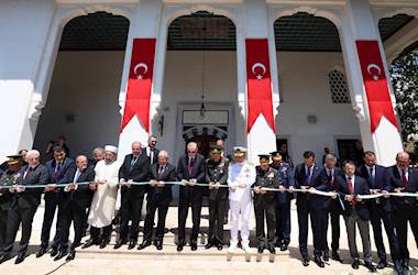 Cumhurbaşkanımız Sayın Recep Tayyip Erdoğan, Millî Savunma Üniversitesinde Gerçekleşen Komuta ve Kurmay Eğitimi Mezuniyet Töreni’ne Katıldı 