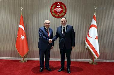 Millî Savunma Bakanı Yaşar Güler ve Beraberindeki TSK Komuta Kademesi, KKTC Meclis Başkanı’nı Ziyaret Etti