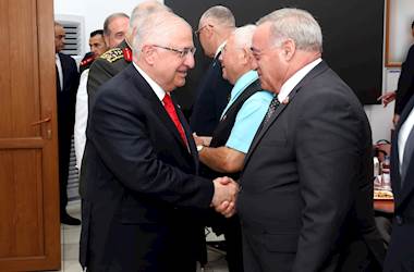 Millî Savunma Bakanı Yaşar Güler, Kıbrıs Şehit ve Gazi Derneklerinin Değerli Üyeleriyle Bir Araya Geldi