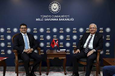 Millî Savunma Bakanı Yaşar Güler, Arnavutluk Savunma Bakanı Pirro Vengu ile Bir Araya Geldi