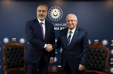Millî Savunma Bakanı Yaşar Güler ile Dışişleri Bakanı Hakan Fidan, IDEF 2025 Fuarı’nda Bir Araya Geldi