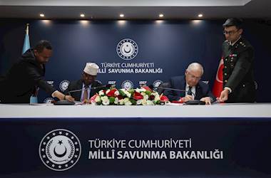 Millî Savunma Bakanı Yaşar Güler Irak ve Somali Savunma Bakanları ile Görüştü