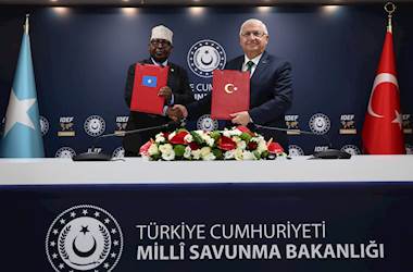 Millî Savunma Bakanı Yaşar Güler Irak ve Somali Savunma Bakanları ile Görüştü