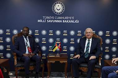 Millî Savunma Bakanı Yaşar Güler,  Mozambik ve Kongo Savunma Bakanları ile Görüştü