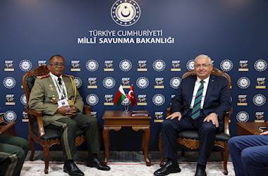 Millî Savunma Bakanı Yaşar Güler, Somali ve Madagaskar Bakanları ile Görüştü