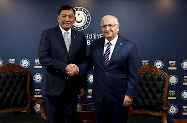 Millî Savunma Bakanı Yaşar Güler, Endonezya Savunma Bakanı Sjafrie Sjamsoeddin ile Bir Araya Geldi