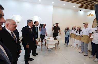 Millî Savunma Bakanı Yaşar Güler, Şırnak Belediyesini ve Şırnak Esnafımızı Ziyaret Etti