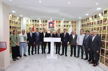 Millî Savunma Bakanı Yaşar Güler, Bakan Yardımcısı Şuay Alpay ile Şırnak Şehit, Gazi Aileleri ve Güvenlik Korucuları Federasyonu’nu Ziyaret Etti