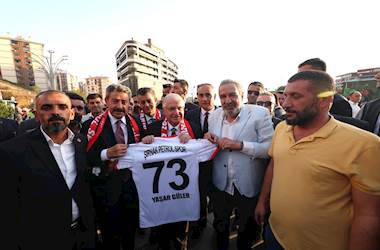 Millî Savunma Bakanı Yaşar Güler, Bakan Yardımcısı Şuay Alpay ile Şırnak Şehit, Gazi Aileleri ve Güvenlik Korucuları Federasyonu’nu Ziyaret Etti