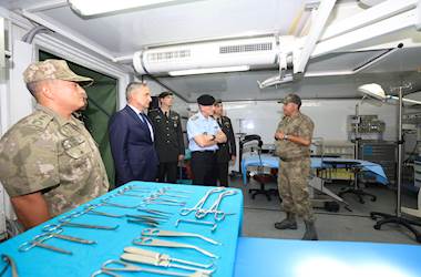 Commander of NATO JSEC Pays a Visit to Türkiye