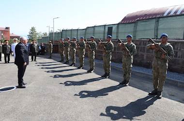 Millî Savunma Bakanı Yaşar Güler, Ahlat Komando Tabur Komutanlığında İnceleme ve Denetlemelerde Bulundu