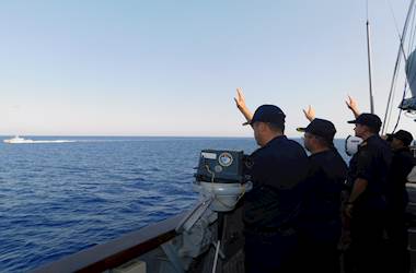 TCG Kınalıada Conducts PASSEX and PHOTEX Training