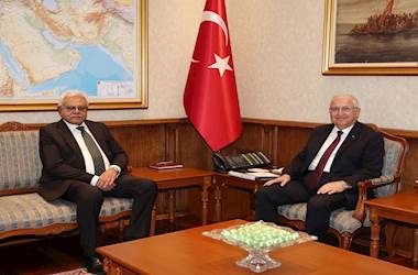 Millî Savunma Bakanı Yaşar Güler, Pakistan’ın Ankara Büyükelçisi Yousaf Junaid'i ve Pakistan Kara Ataşesi Alb. Ahzam Qureshi’yi Kabul Etti