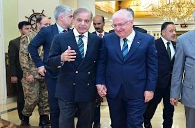 Millî Savunma Bakanı Yaşar Güler ve Beraberindeki Heyetimiz, Pakistan Başbakanı Sayın Şahbaz Şerif Tarafından Kabul Edildi