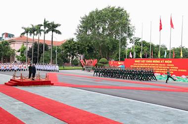 Millî Savunma Bakanı Yaşar Güler, Vietnam Savunma Bakanı Phan Van Giang ile Görüştü