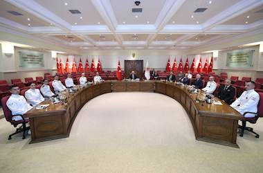 Millî Savunma Bakanı Yaşar Güler, Preveze Deniz Zaferi’nin 487’nci Yıl Dönümü ve Deniz Kuvvetleri Günü Dolayısıyla Deniz Kuvvetleri Komutanı Ora. Ercüment Tatlıoğlu ve Beraberindeki Personeli Kabul Etti
