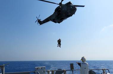 TCG Bafra Conducts Vertical Replenishment Training Within UNIFIL Mission