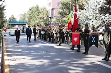 Millî Savunma Bakanı Yaşar Güler, Senegal Silahlı Kuvvetler Bakanı Birame Diop’u Millî Savunma Bakanlığında Askerî Törenle Karşıladı