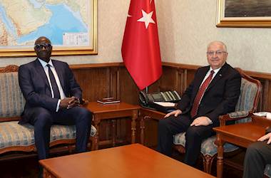 Millî Savunma Bakanı Yaşar Güler, Senegal Silahlı Kuvvetler Bakanı Birame Diop’u Millî Savunma Bakanlığında Askerî Törenle Karşıladı