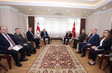Millî Savunma Bakanı Yaşar Güler,  Gürcistan Başbakan Yardımcısı ve Savunma Bakanı Irakli Chikovani ile İkili Görüşme Gerçekleştirdi