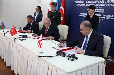 Türkiye, Azerbaycan ve Gürcistan Savunma Bakanları, Üçlü Toplantı Sonrasında Basın Açıklaması Yaptı