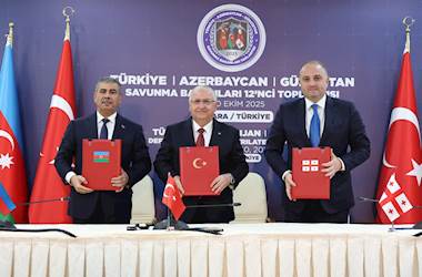 Türkiye, Azerbaycan ve Gürcistan Savunma Bakanları, Üçlü Toplantı Sonrasında Basın Açıklaması Yaptı