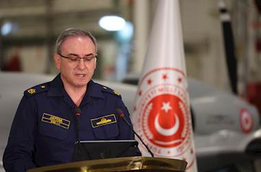 Haftalık Basın Bilgilendirme Toplantısı Antalya Açıklarında Denizkurdu-I Tatbikatı’na Katılan TCG Anadolu’da Gerçekleştirildi