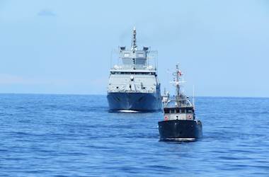 TCG Bafra Conducts Maneuver Training with German and Lebanese Naval Units under UNIFIL